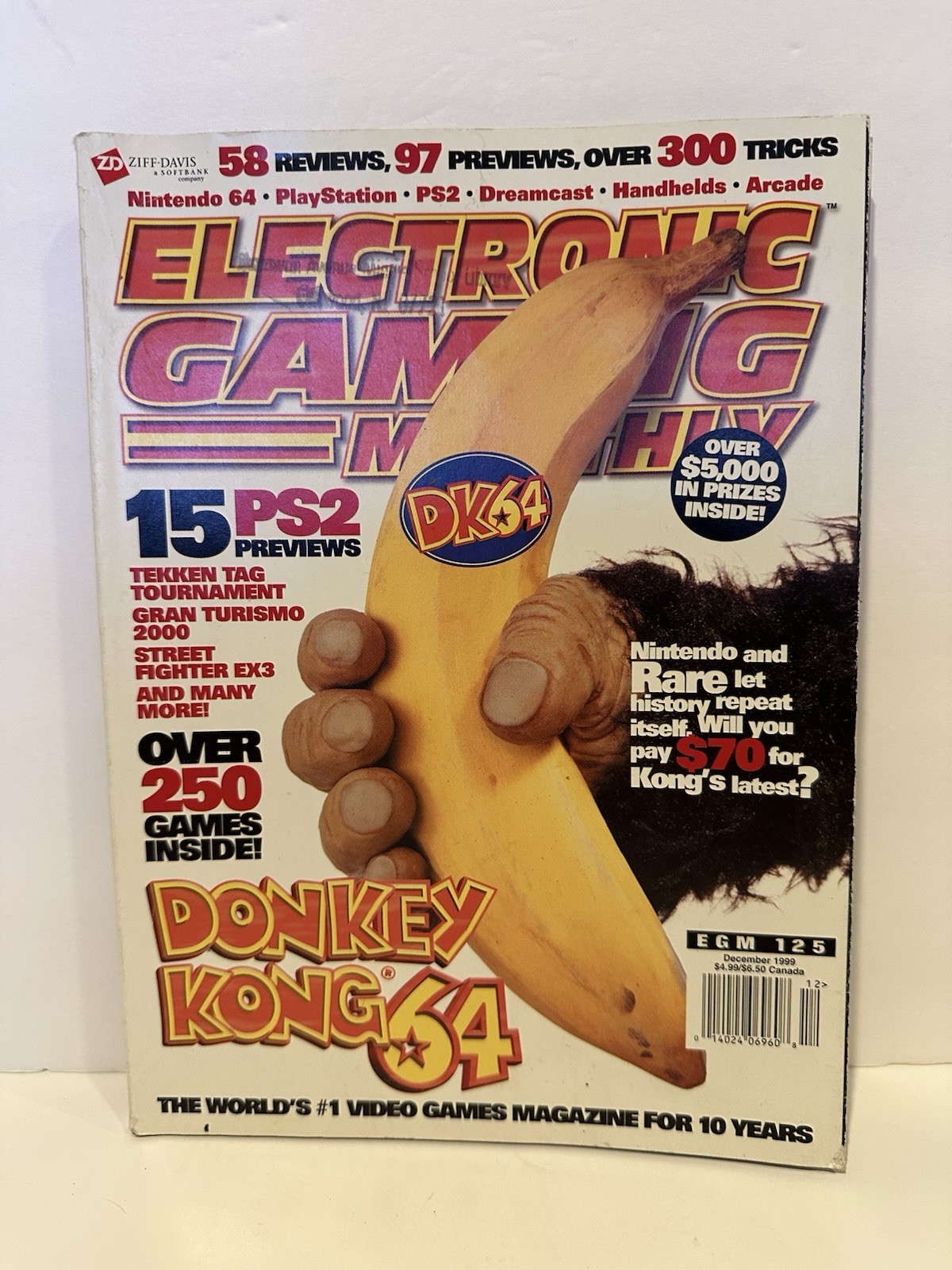 Electronic Gaming Monthly December 1999 Magazine Book Donkey Kong 64 Cover Book!