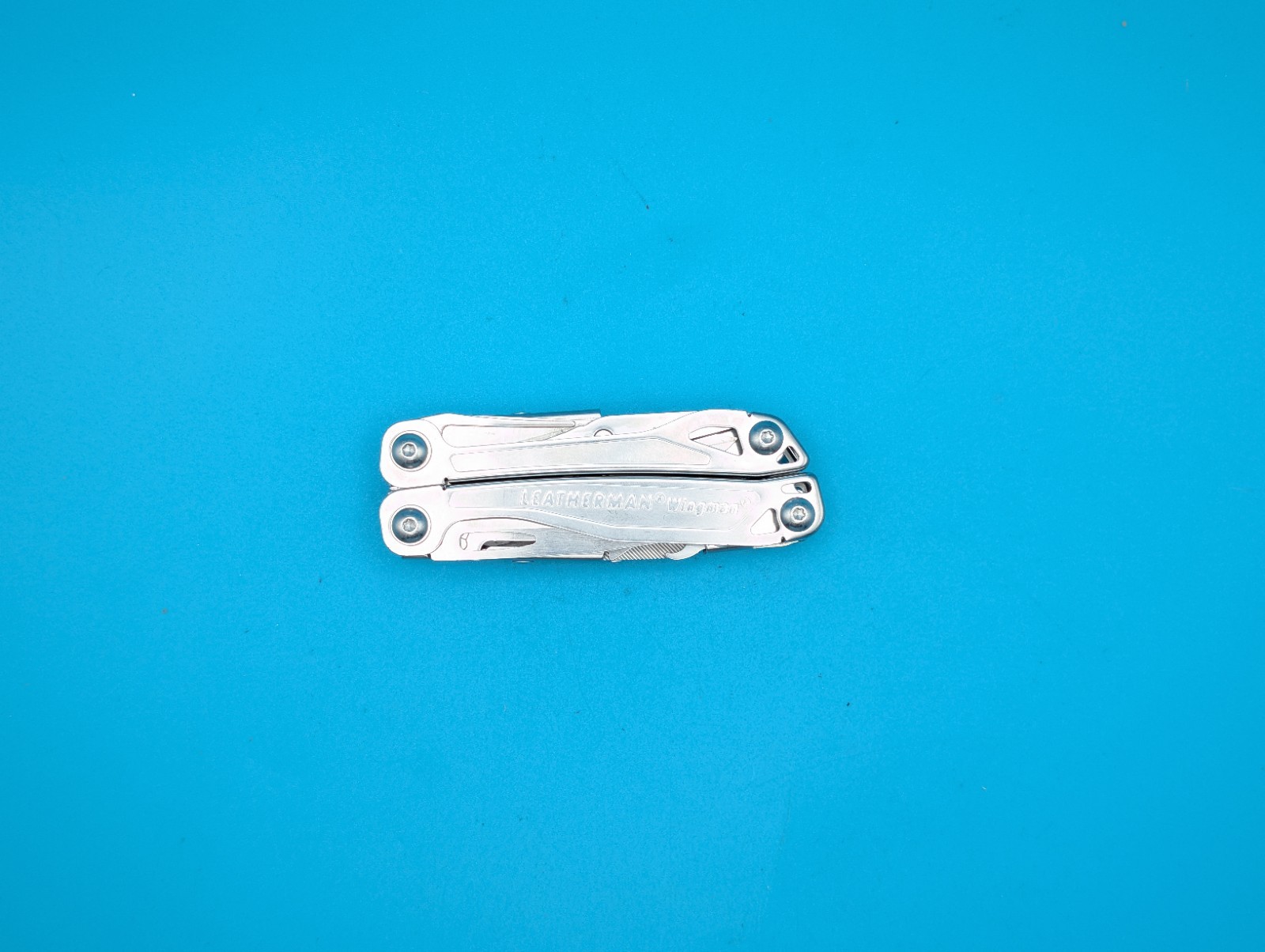 LEATHERMAN WINGMAN MULTI-TOOL! FAST SHIPPING!