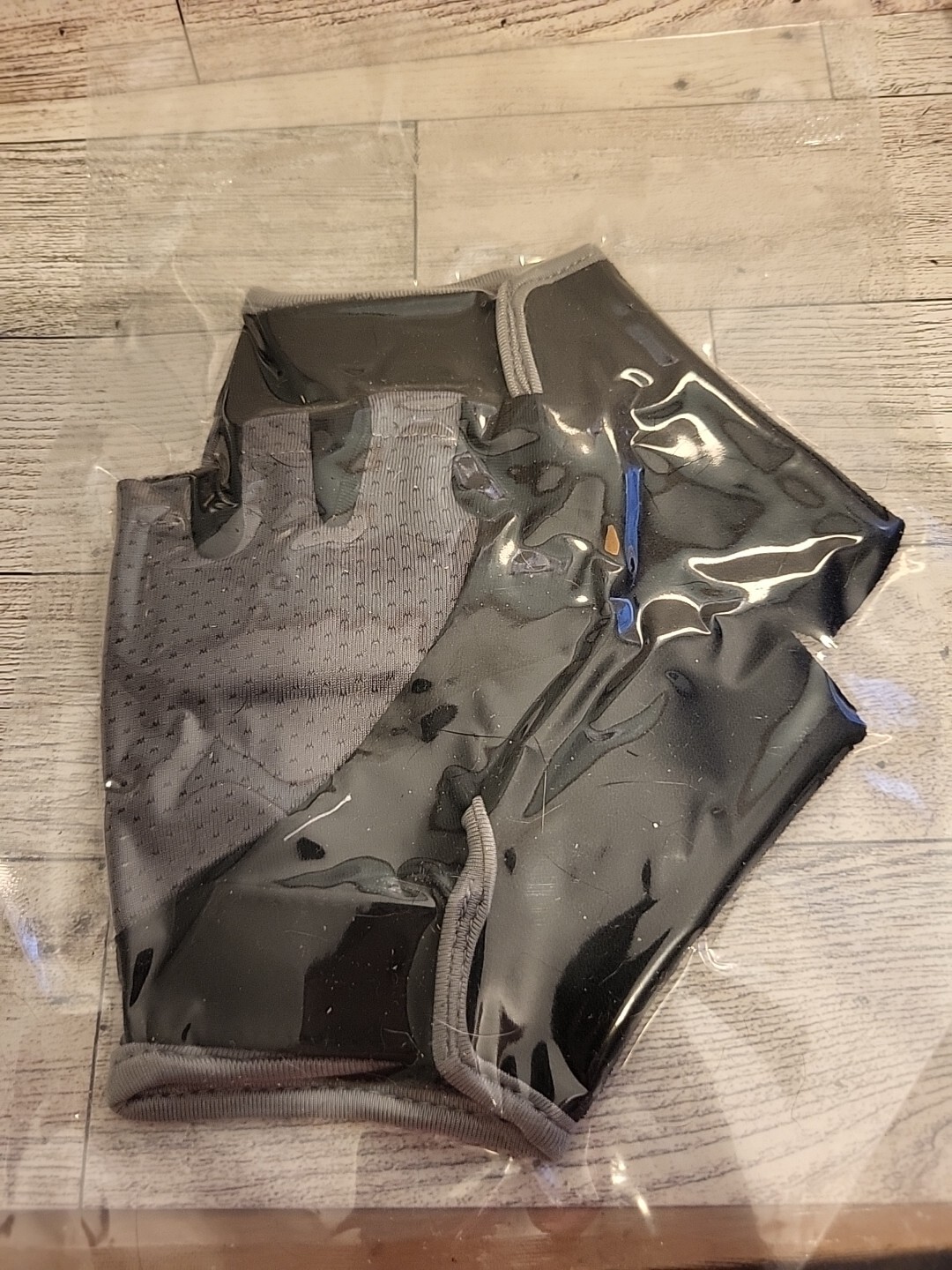 Womens Weight Lifting Half Finger Gloves - Gym - Fitness - Lifting - Black - New