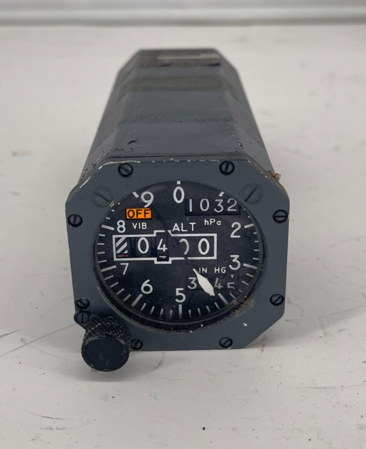 Aerosonic Corp Aircraft Altimeter Indicator PN 165550-1150 Aircraft Bombardier