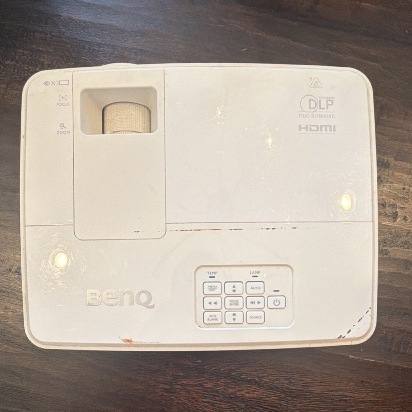 BenQ TW526 DLP Desktop Projector White HDMI Connectivity Model TW526 MPN TW526