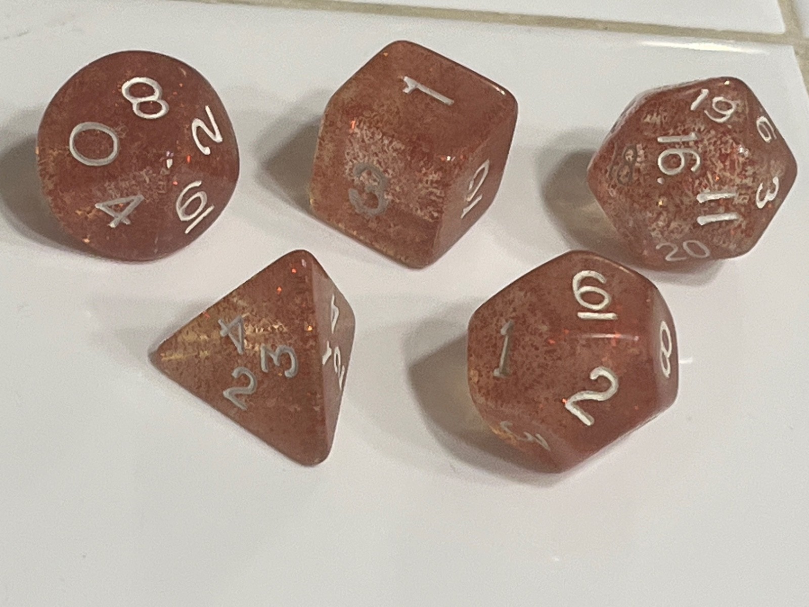Vintage Chessex Armory mold light red glitter set d&d rpg dice LACKS D8 120323@