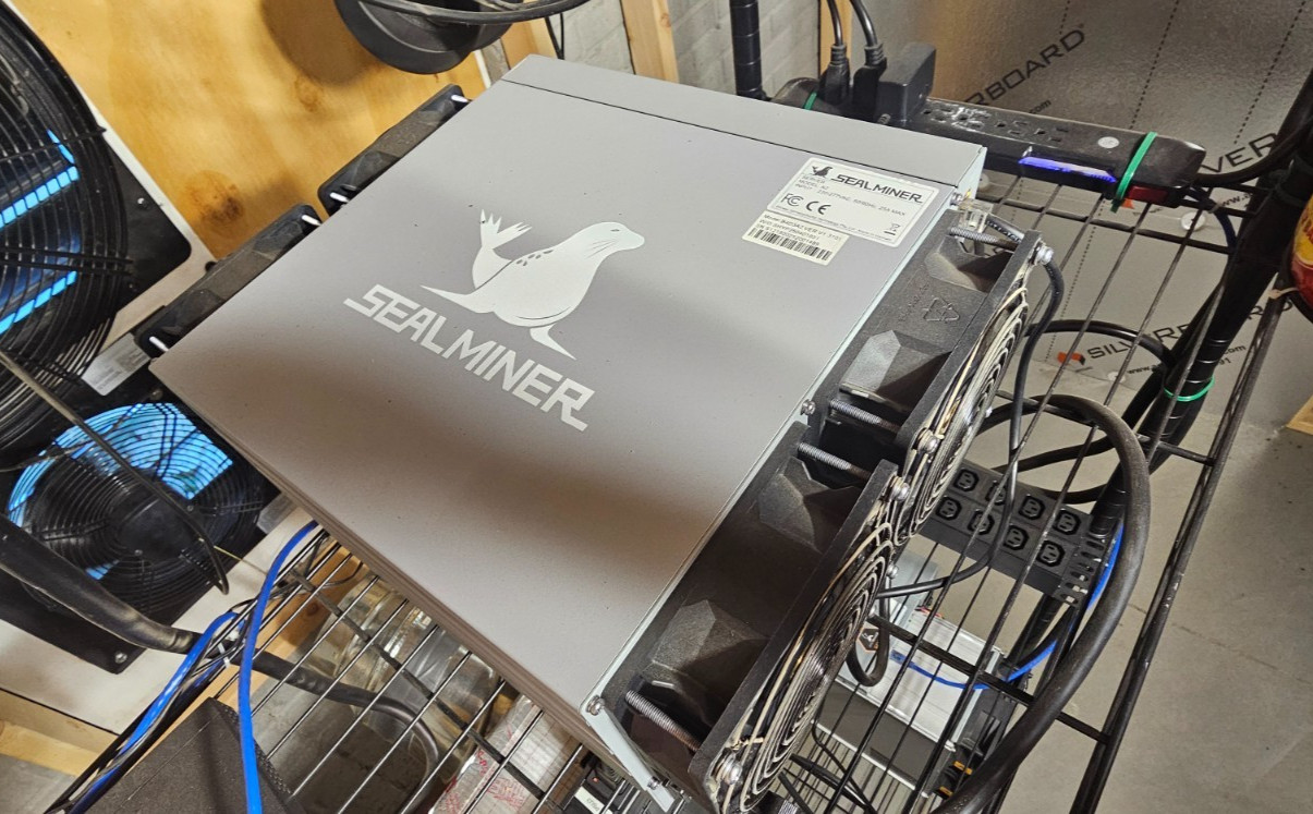 Bitdeer Sealminer A2 Air 232 Th/s Model Bitcoin ASIC