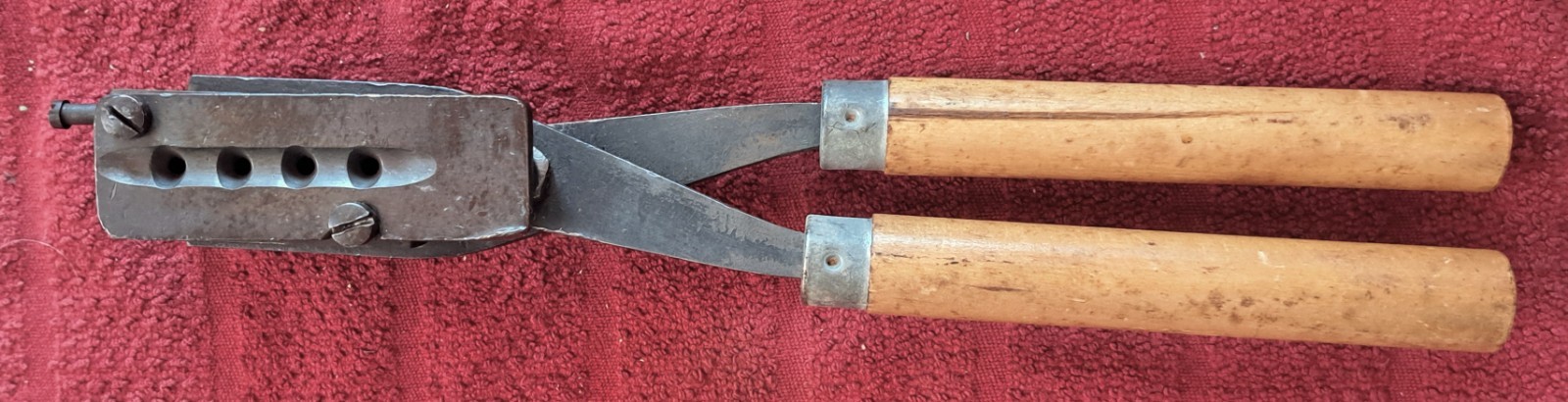 Very Nice Hensley and Gibbs 4 Cavity Bullet Mold-50-San Diego Ca