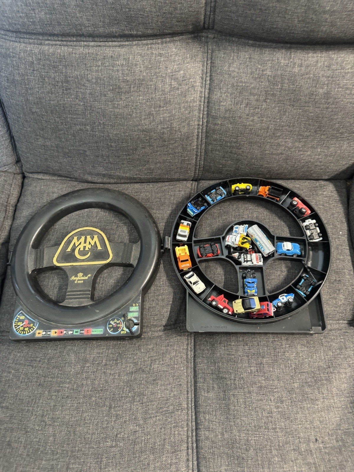 1988 Imperial Micro Machine Steering Wheel w/ Key Carry Case & 20 Vehicles