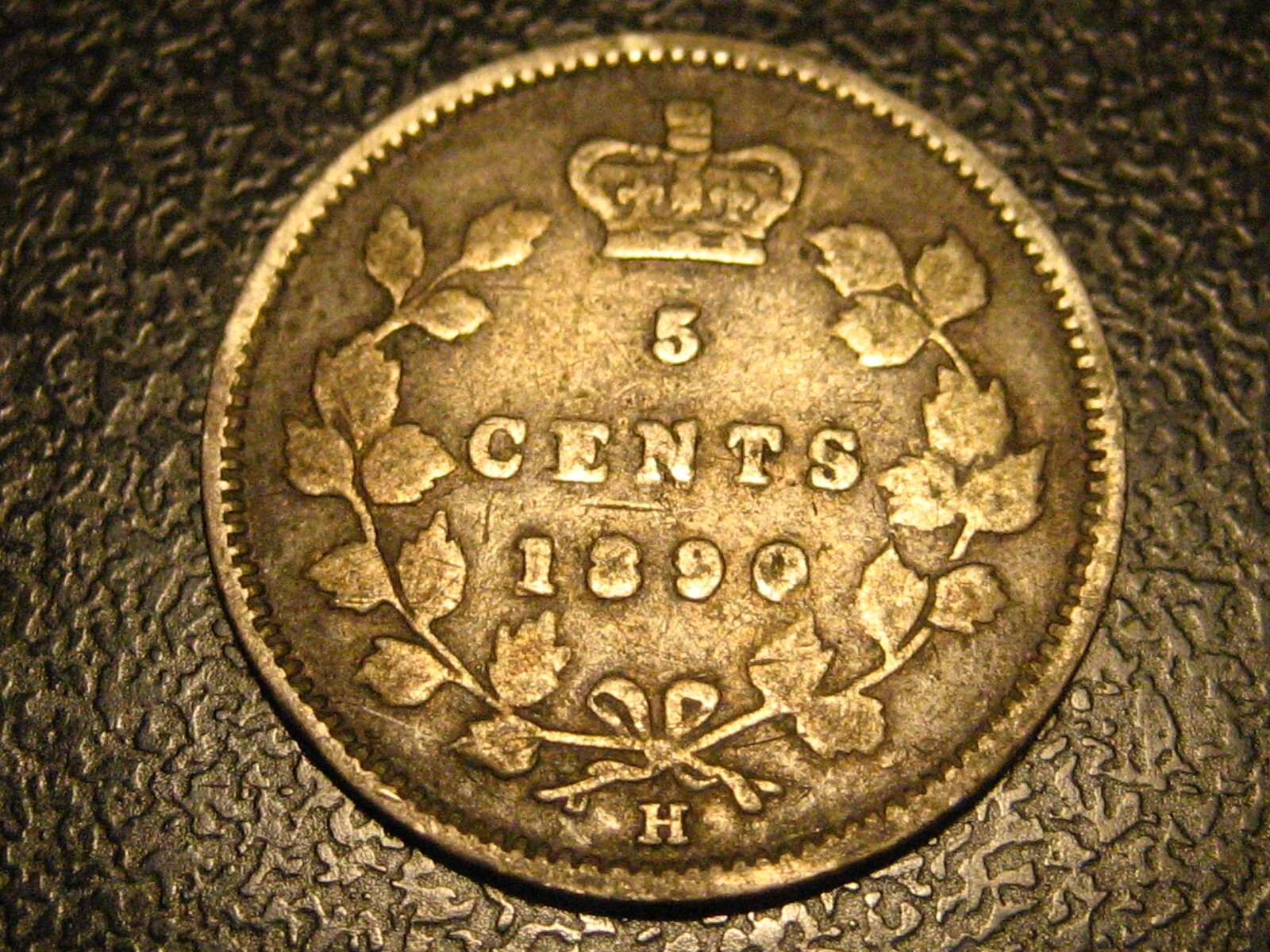 1890-H Canadian Five Cent 92% Silver Piece ERROR PARTS OF LETTER I's MISSING