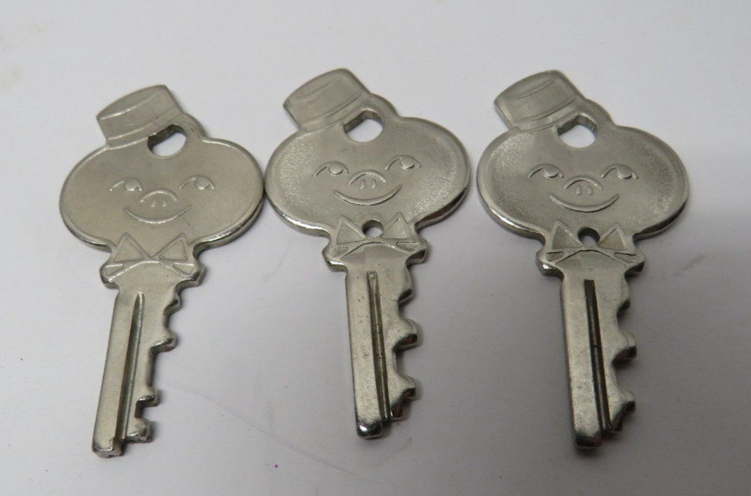 Vintage American Tourister Aftermarket Pre-cut Luggage Keys, Lot of 3 -Locksmith