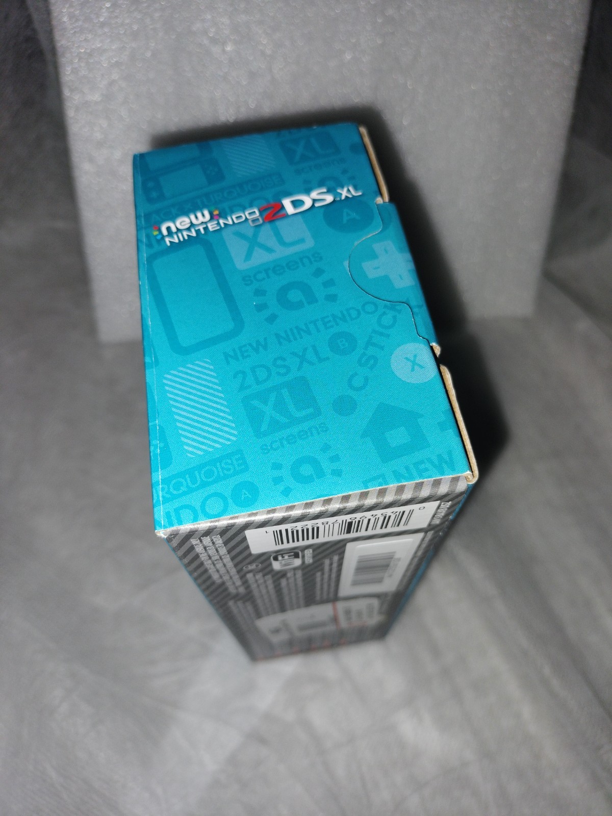 "New" Nintendo 2ds XL Console (Box Only) - Black/Turquoise Variant Box Only.