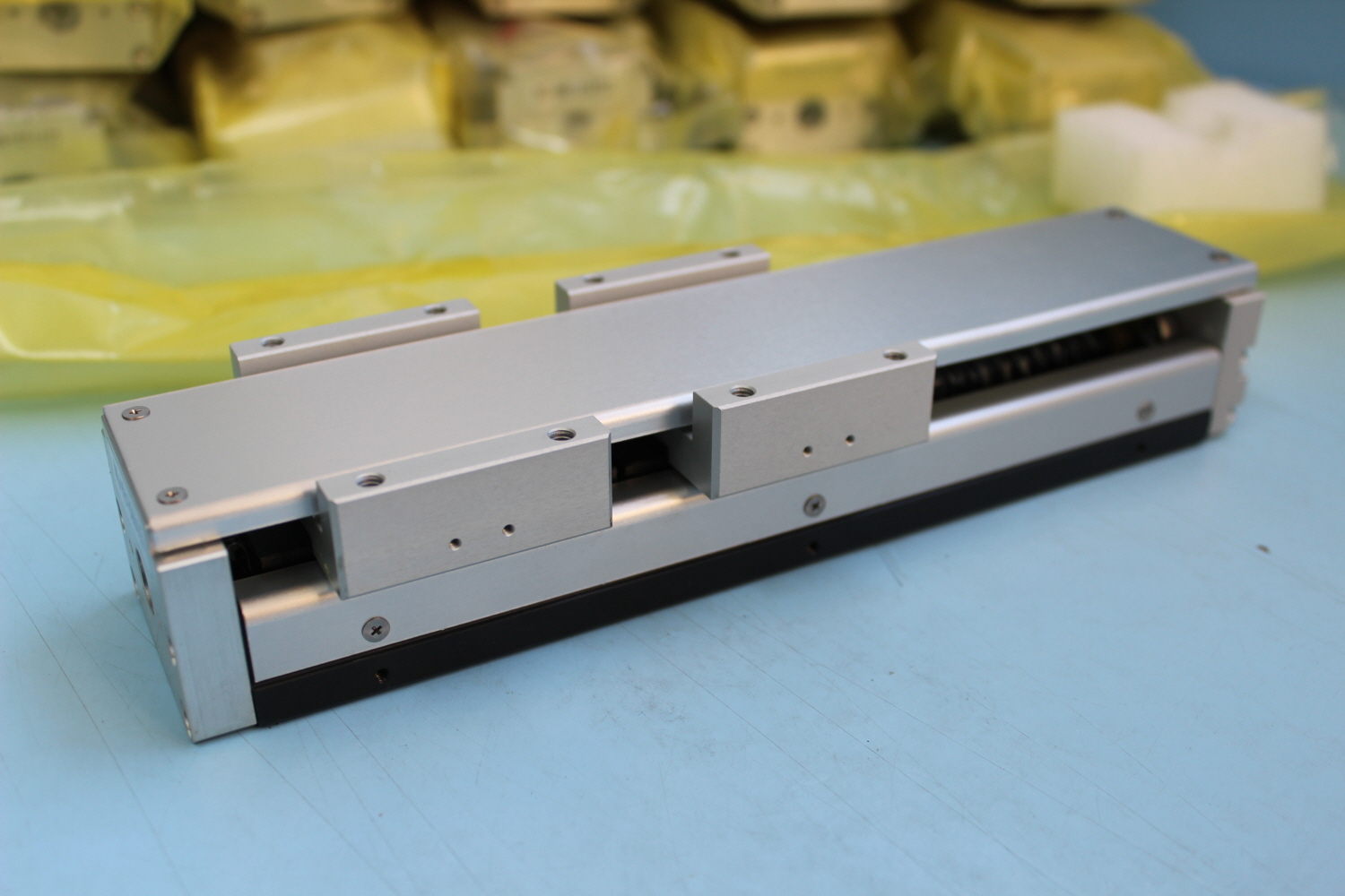 NB Autuator BG2605B-200H/ROC-GKRD, 1Pcs, New, Free Expedited Shipping
