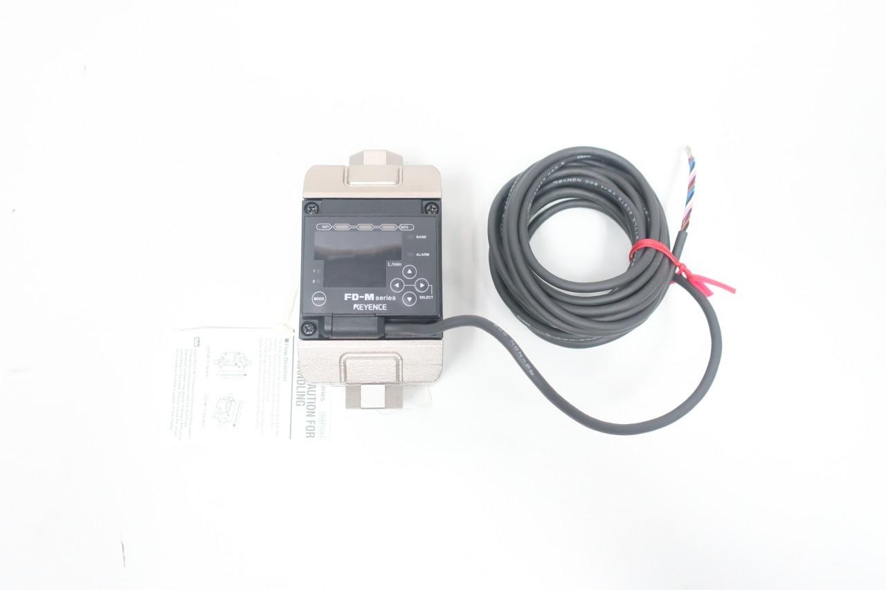 Keyence FD-M5AT Capacitance Electromagnetic Flow Sensor 24v-dc