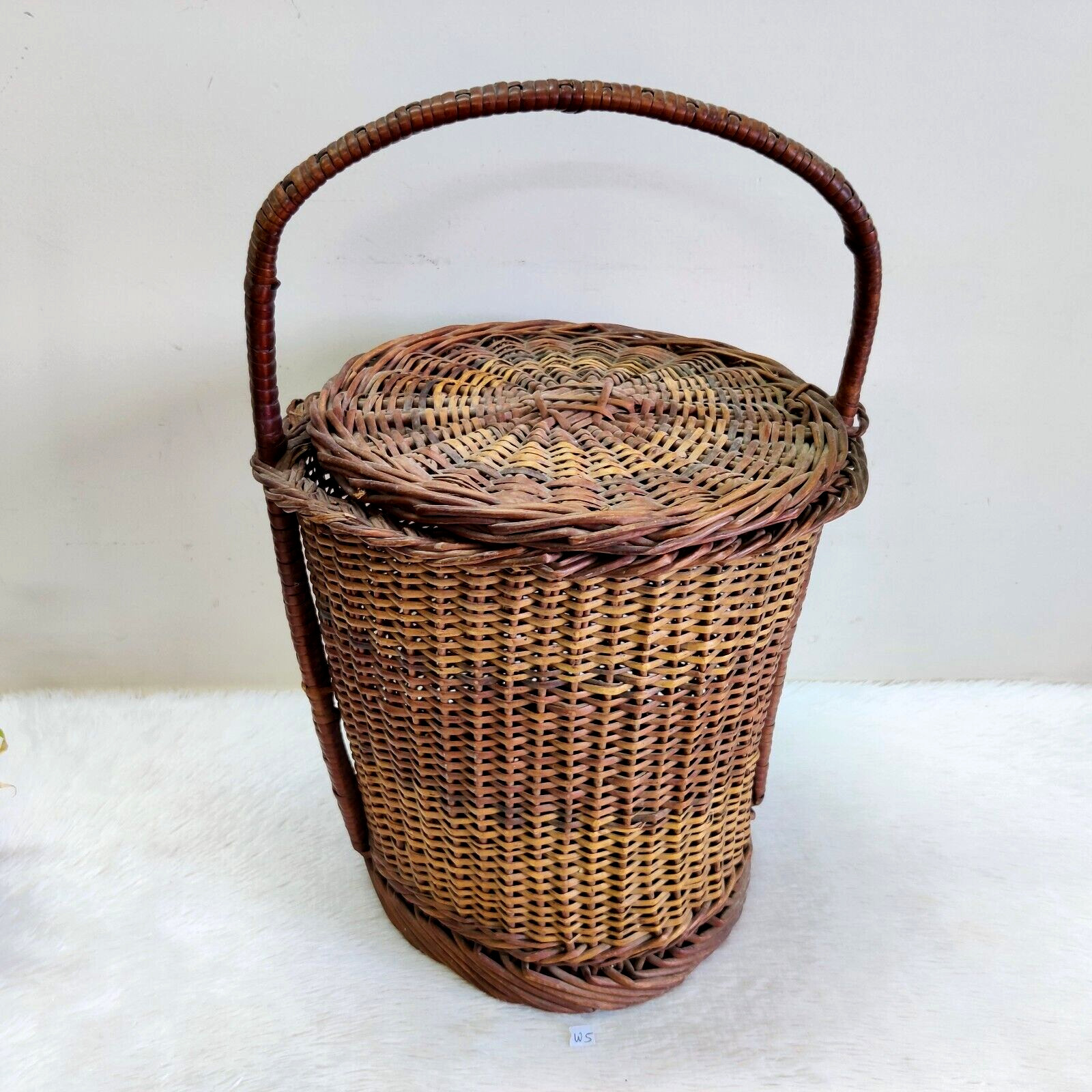 1930s Vintage Handcrafted Beautiful Wooden Basket Old Decorative Collectible W5