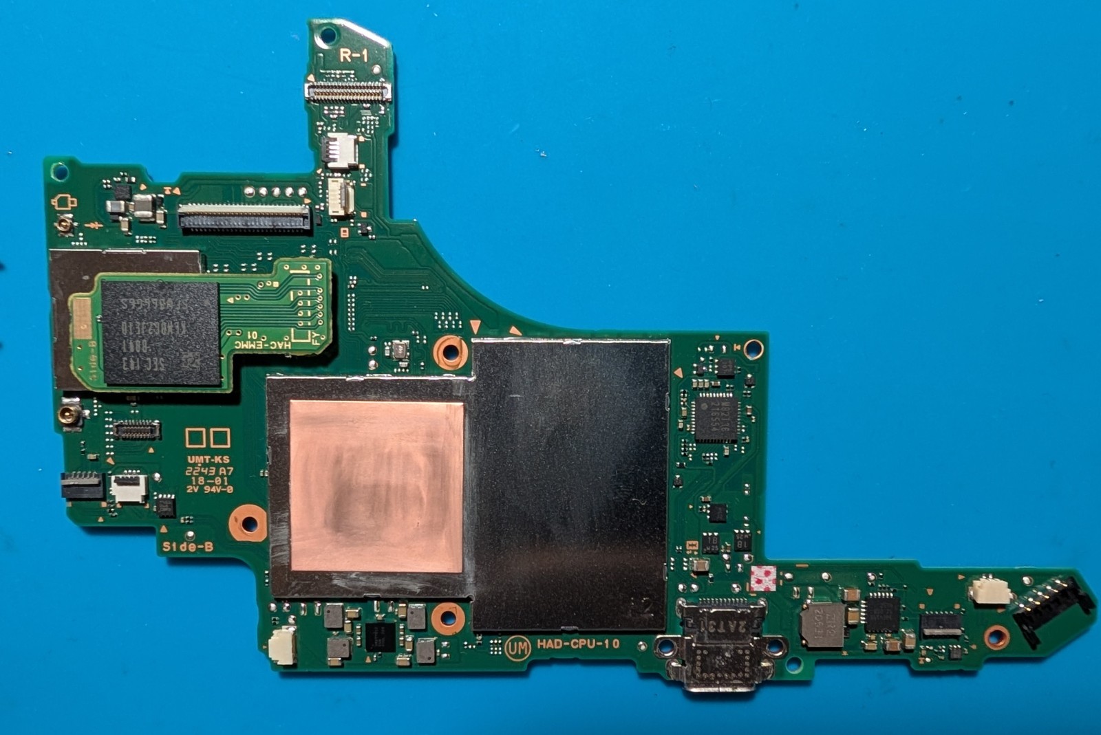 V1 LOW SERIAL # OEM UNPATCHED NINTENDO SWITCH LOGIC BOARD  MOTHERBOARD MODABLE