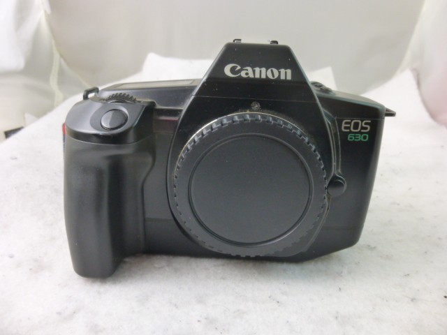 Canon EOS 630 35mm SLR Film Camera Body Only Excellent w/Body Cap Tested Battery