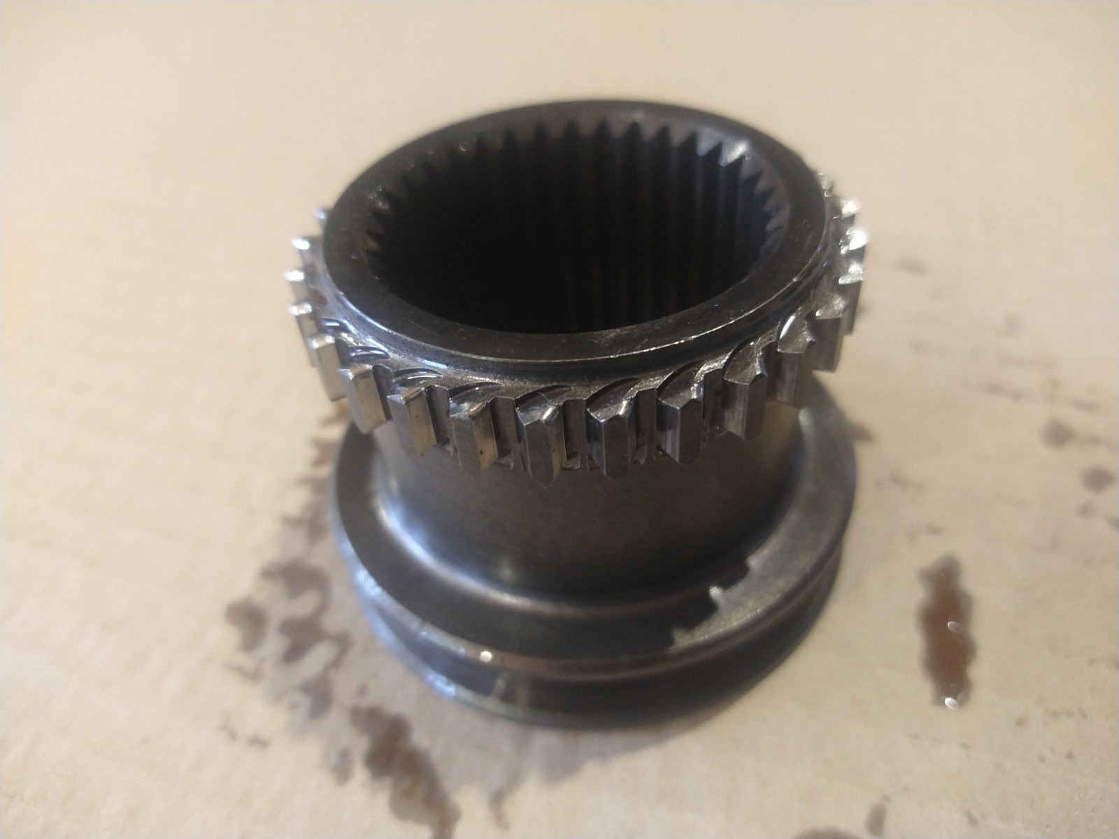 5086104AA Transfer Case Range Shift Sleeve Dodge Ram Jeep
