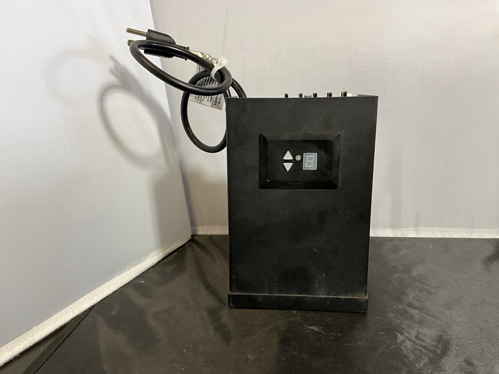 200 Watt Low Voltage Transformer for Landscape Lights - 120V AC to 12V AC