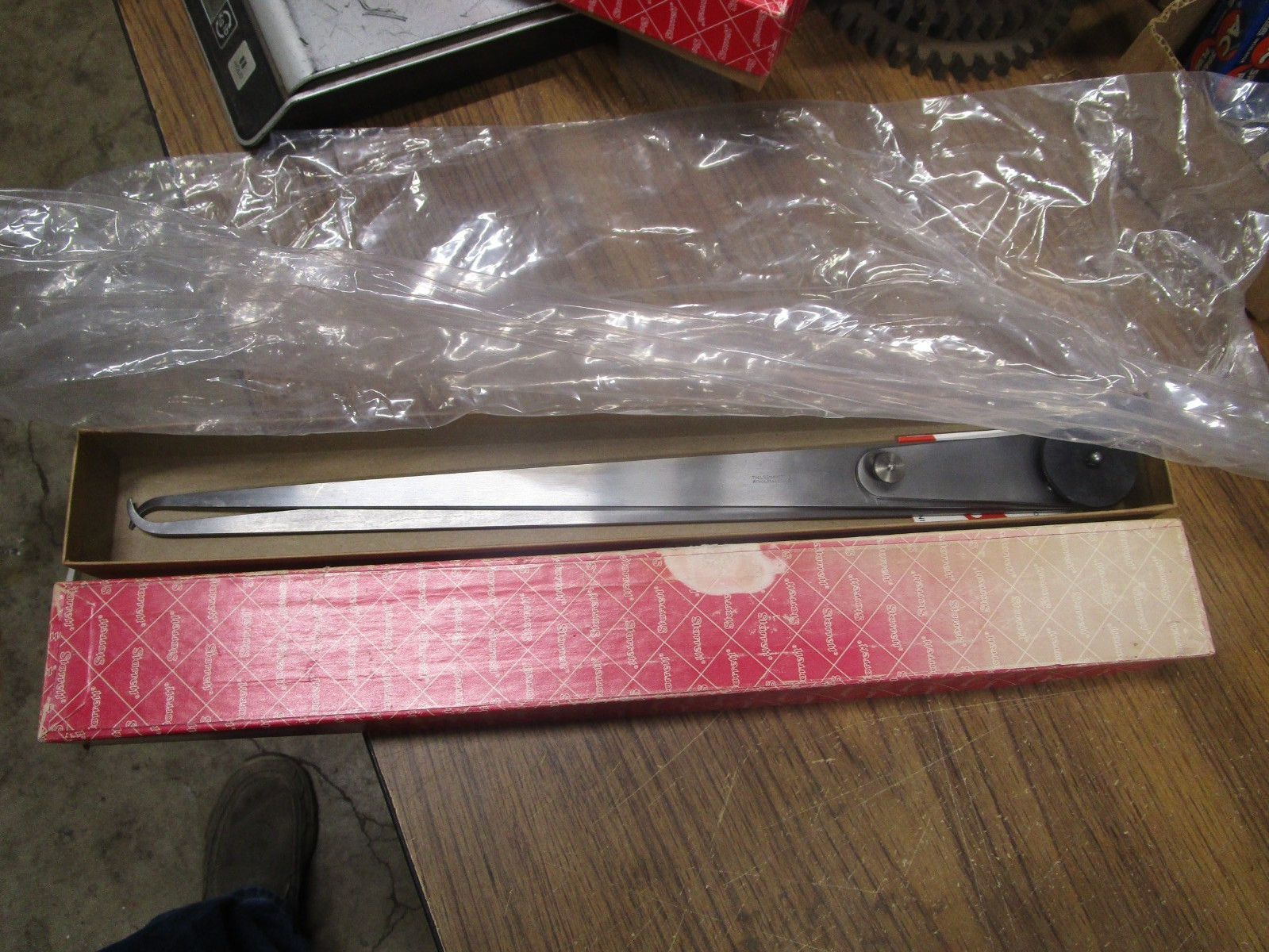 NOS Starrett No. 39-18  18" Lock Joint Inside Caliper USA