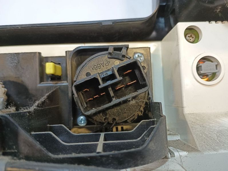 2005-2006 Toyota Tundra AC Heater Temperature Climate Control OEM
