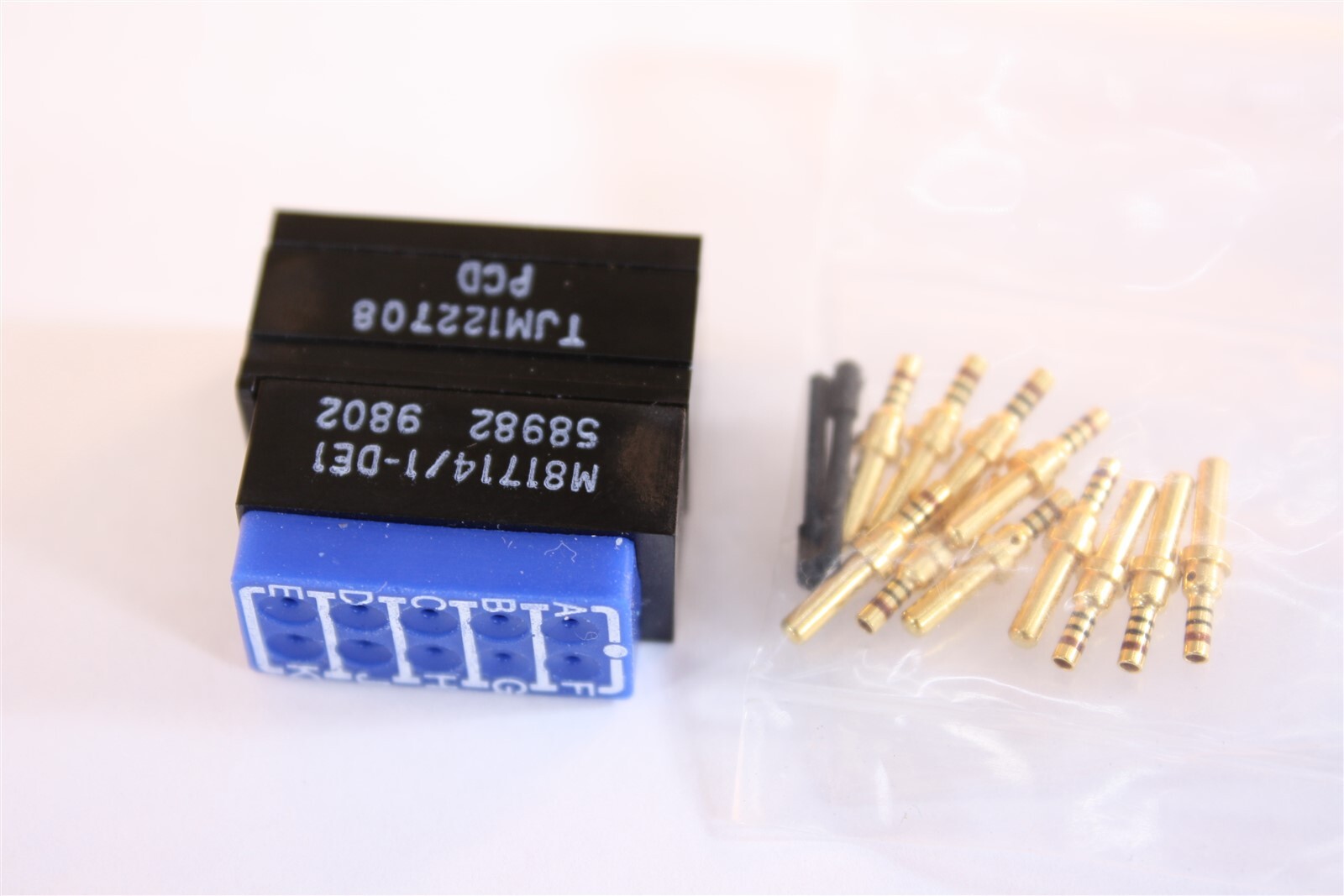 Amphenol PCD M81714/1-DE1 Terminal Block TJM122708