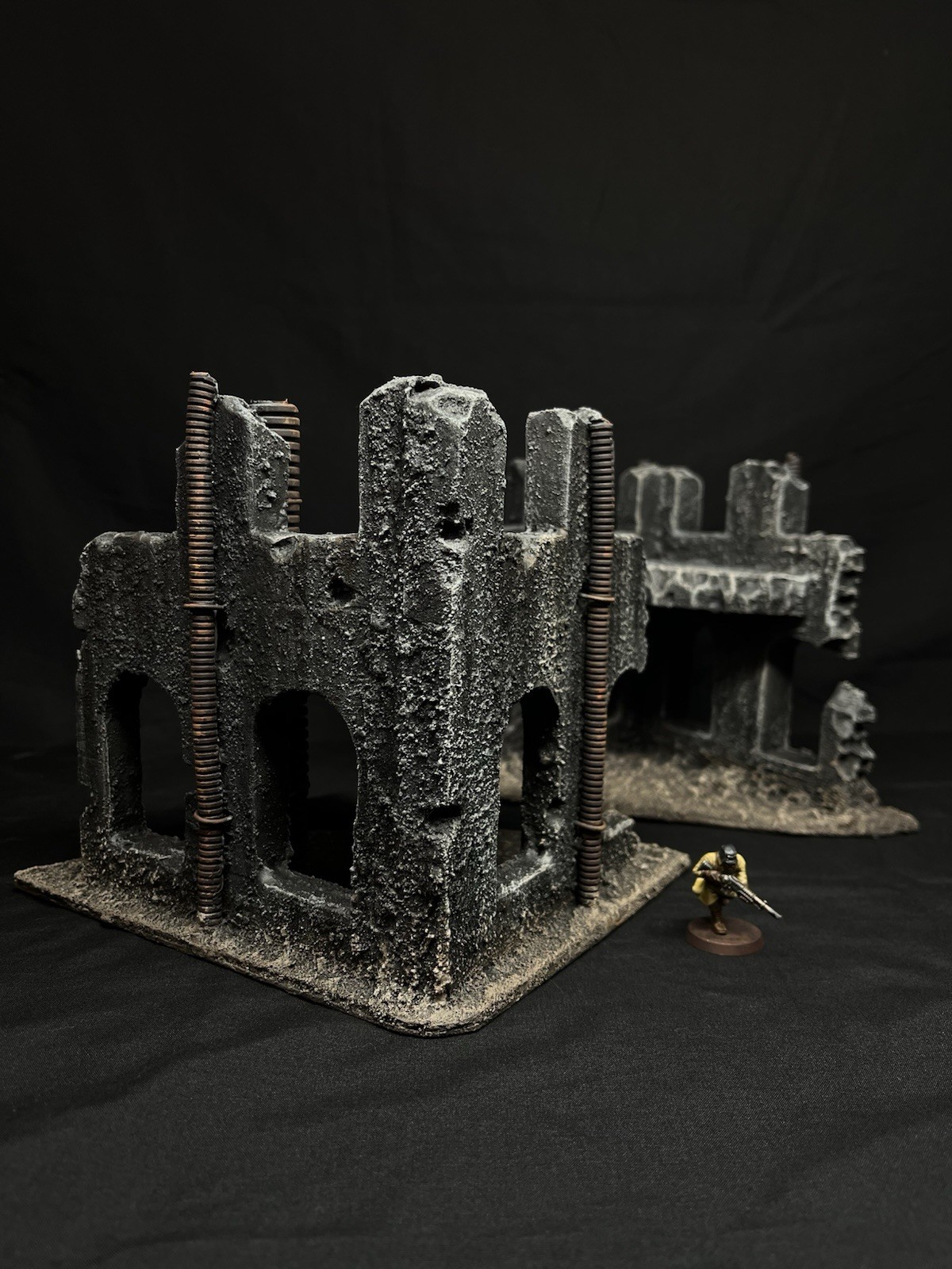 Warhammer 40K Compatible Corner Ruins Terrain Painted Tabletop Wargaming Scenery