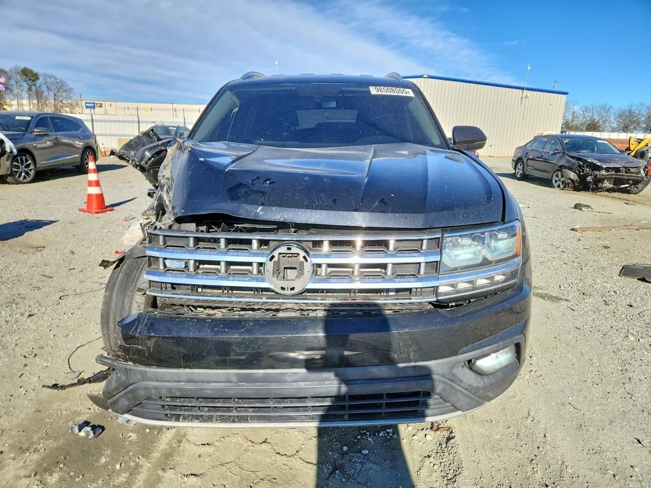 ATLAS 2018 Glove Box 4982003