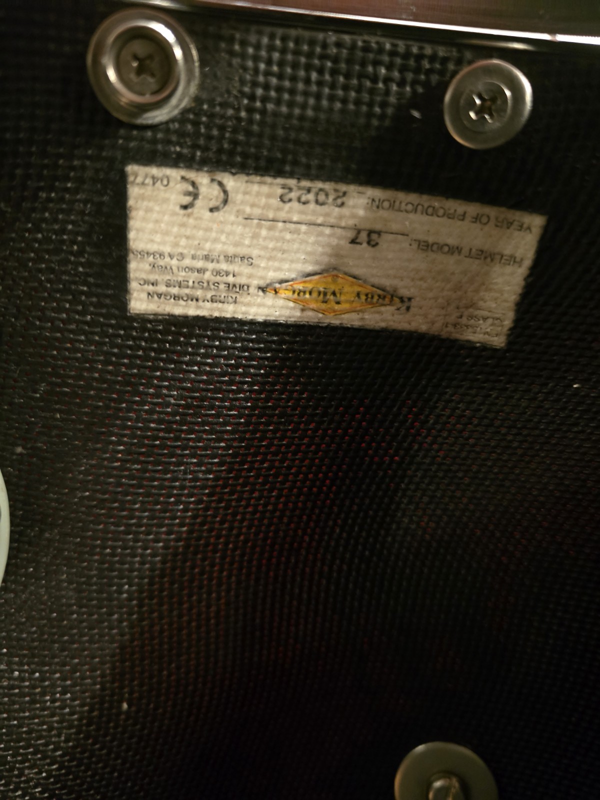 Kirby Morgan 37