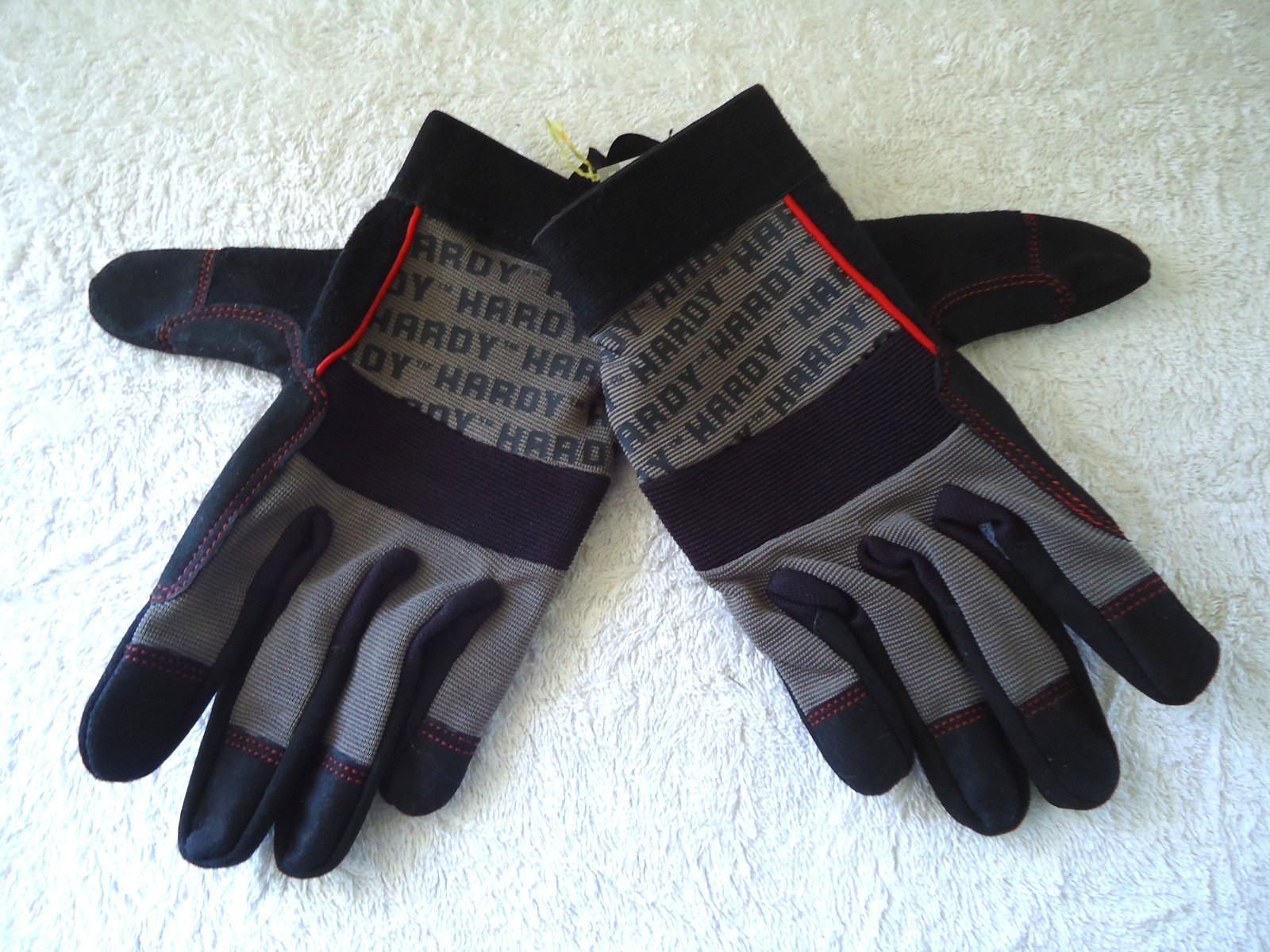 " NWOT " Hardy XL Padded Mechanics Gloves " Great Gift " Free Shipping "