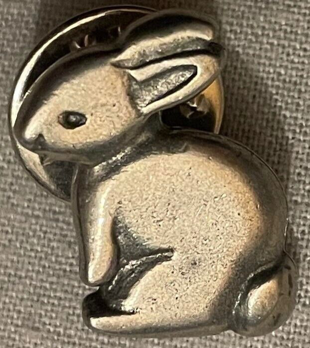 BUNNY RABBIT PIN, Small - Butterfly Clutch Pinback EASTER SPRING
