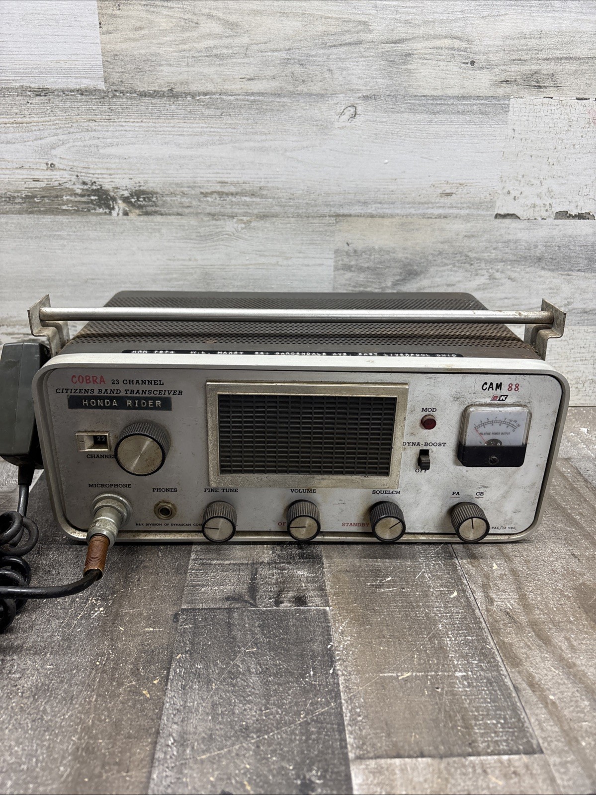 Cobra 23 Channel Citizens Band Tube Transceiver Cam 88 BK Mark w/ Microphone