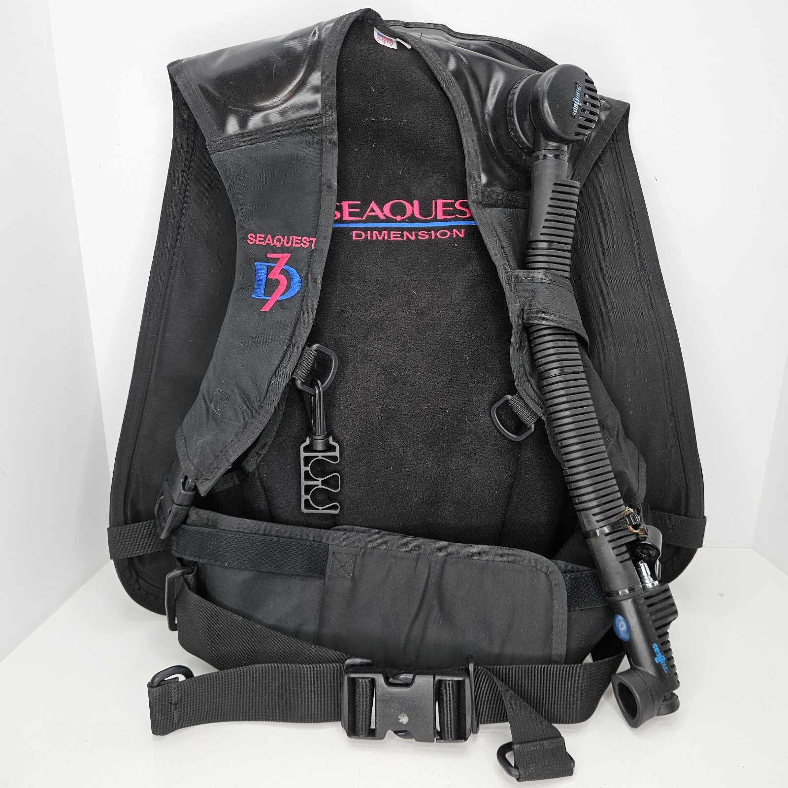 SEAQUEST D3 Scuba Diving BCD Men's Women's Size S Small Black Aqua Lung USED