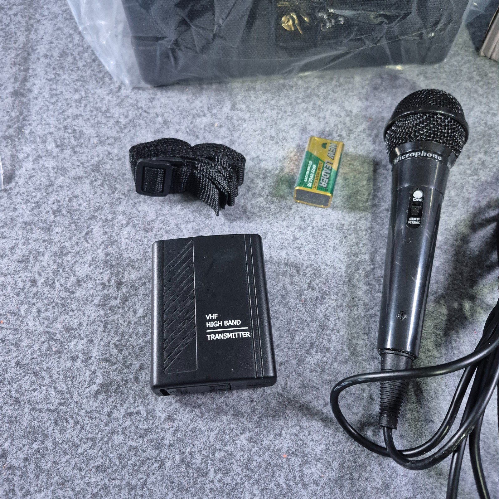 New PYLE PORTABLE KARAOKE PA SPEAKER SYSTEM Open Box