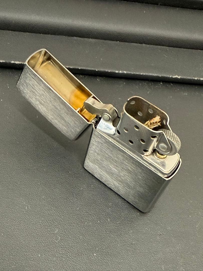 Zippo Lighter - Silver Hairline Finish