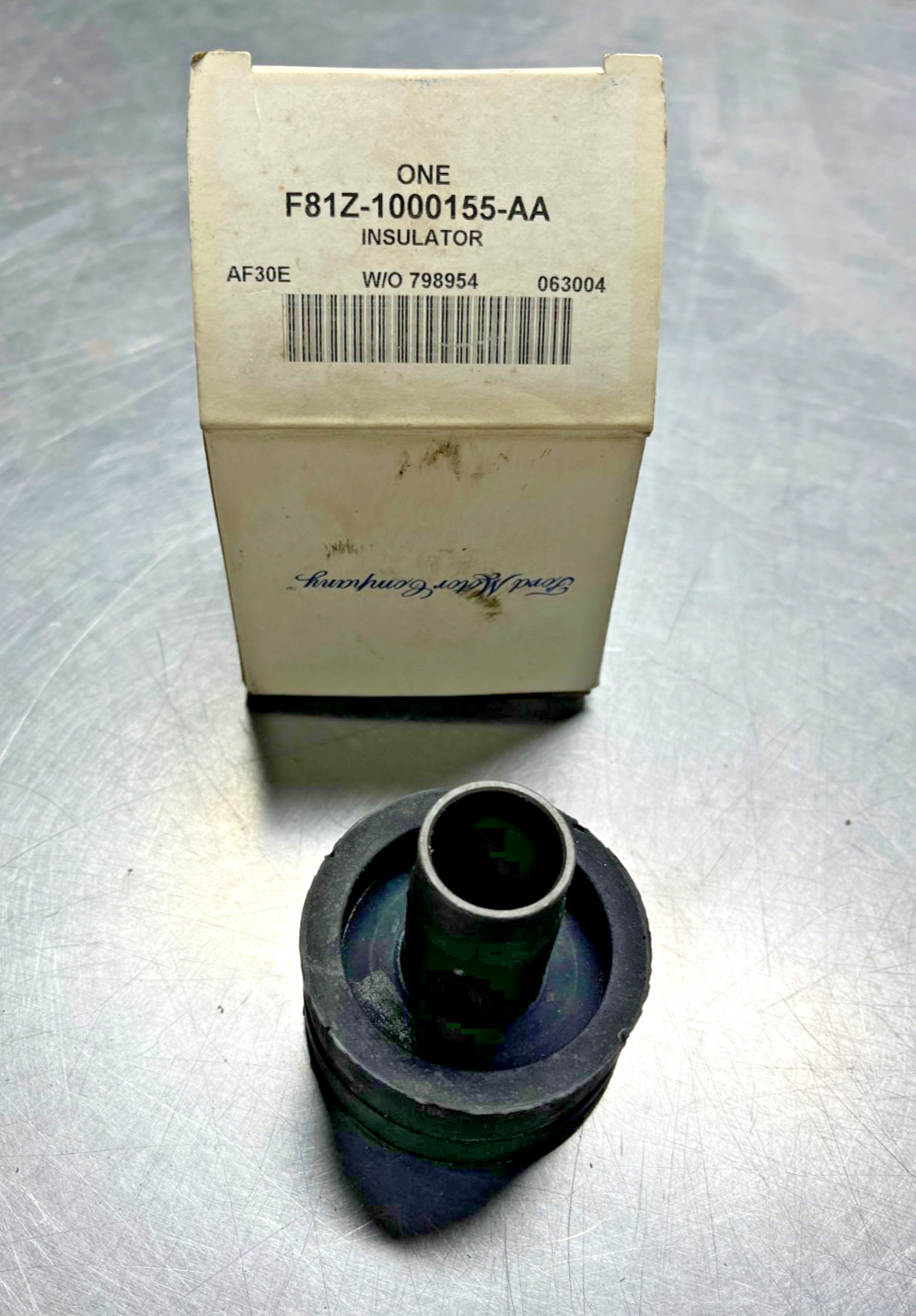 F81Z-1000155-AA  Genuine OEM  FORD  Motorcraft  Front MOUNT INSULATOR  798954