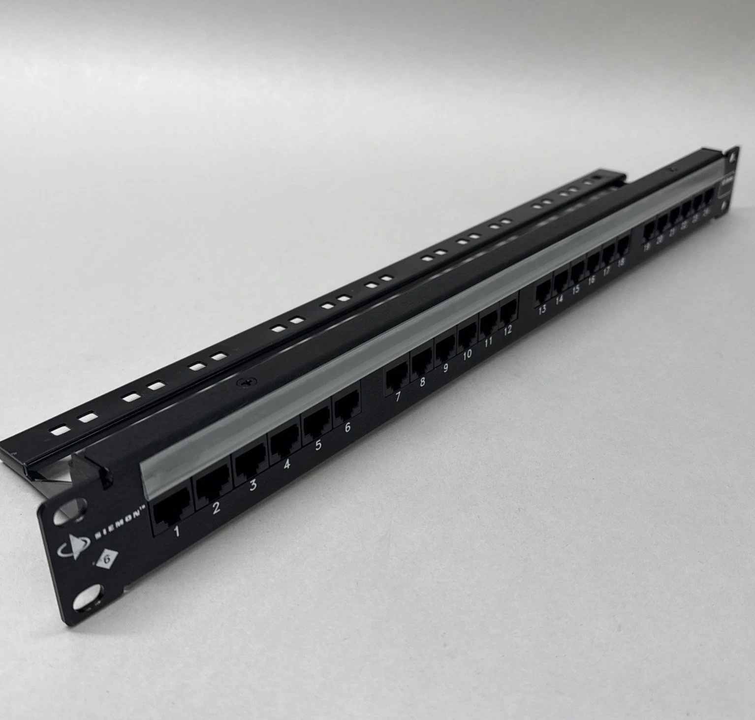 Siemon HD6‑24 High-Density Cat6 24-Port 1U Flat Panel • Punchdown 24 Port