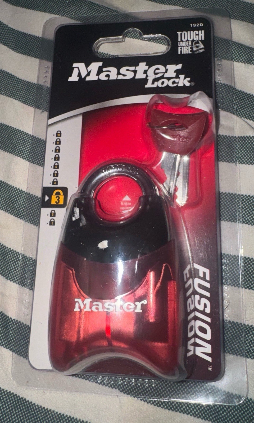 Brand New Master Lock Fusion Keyed Padlock Red