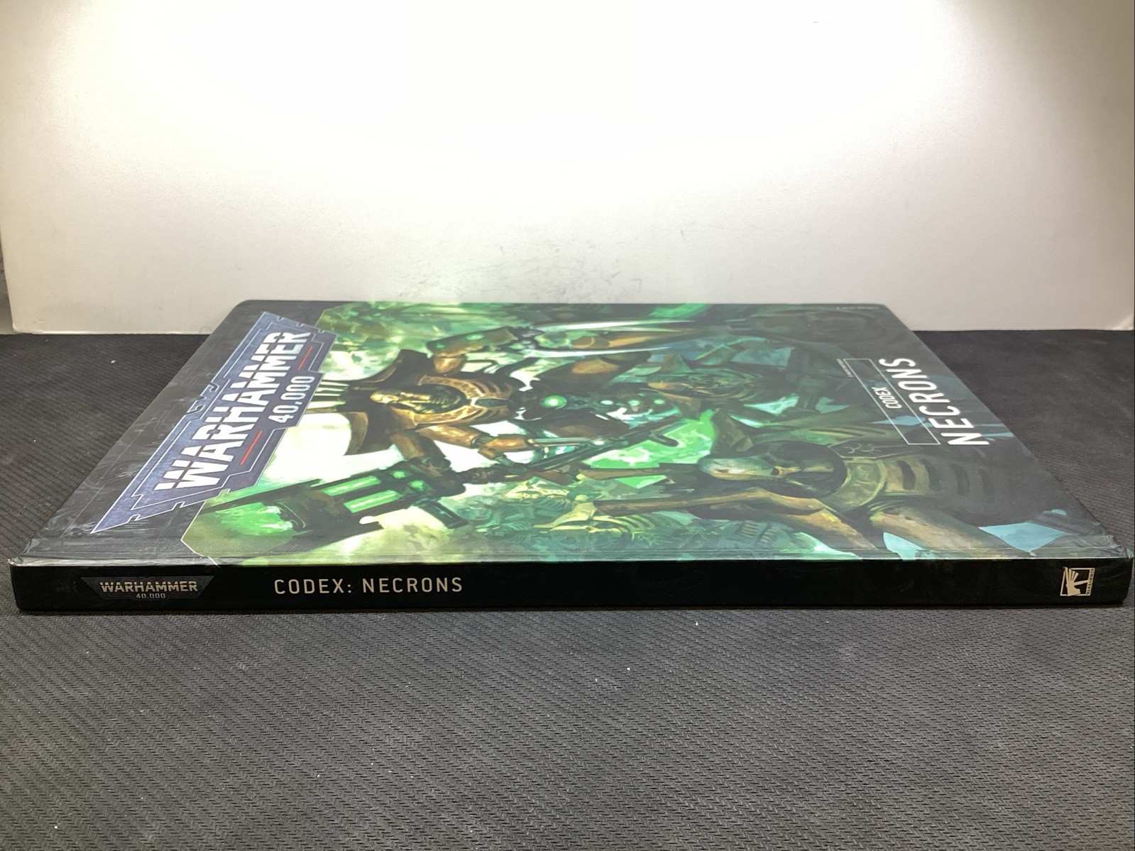 GW-GamesWorkshop-Warhammer 40K-Necron Codex 9th Ed.- LR723268
