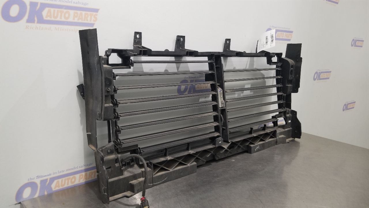 22 CHEVY SILVERADO 1500 CLASSIC UPPER AIR SHUTTER 2.7L