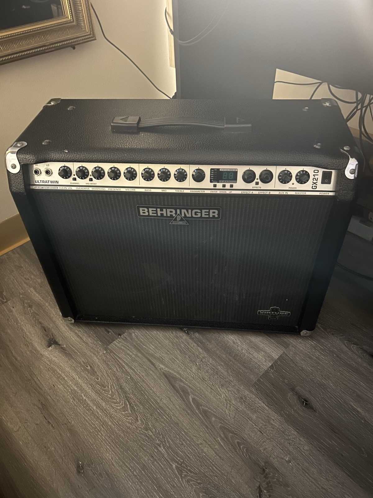 Berlinger GX210 High-Quality Sound Amplifier.
