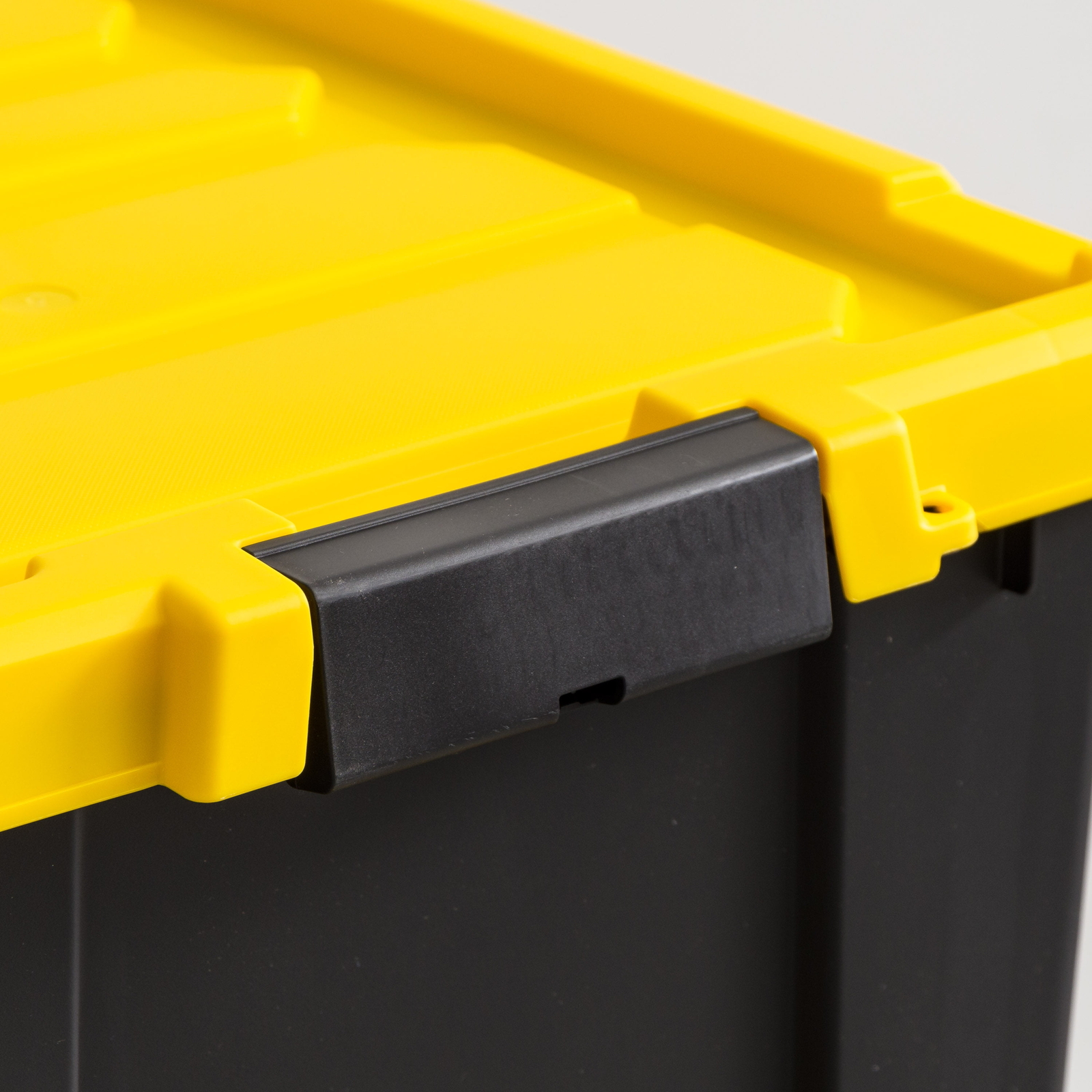19 Gal.Plastic Storage Bins with Lids,Latching Totes, Heavy Duty Containers 2Pk