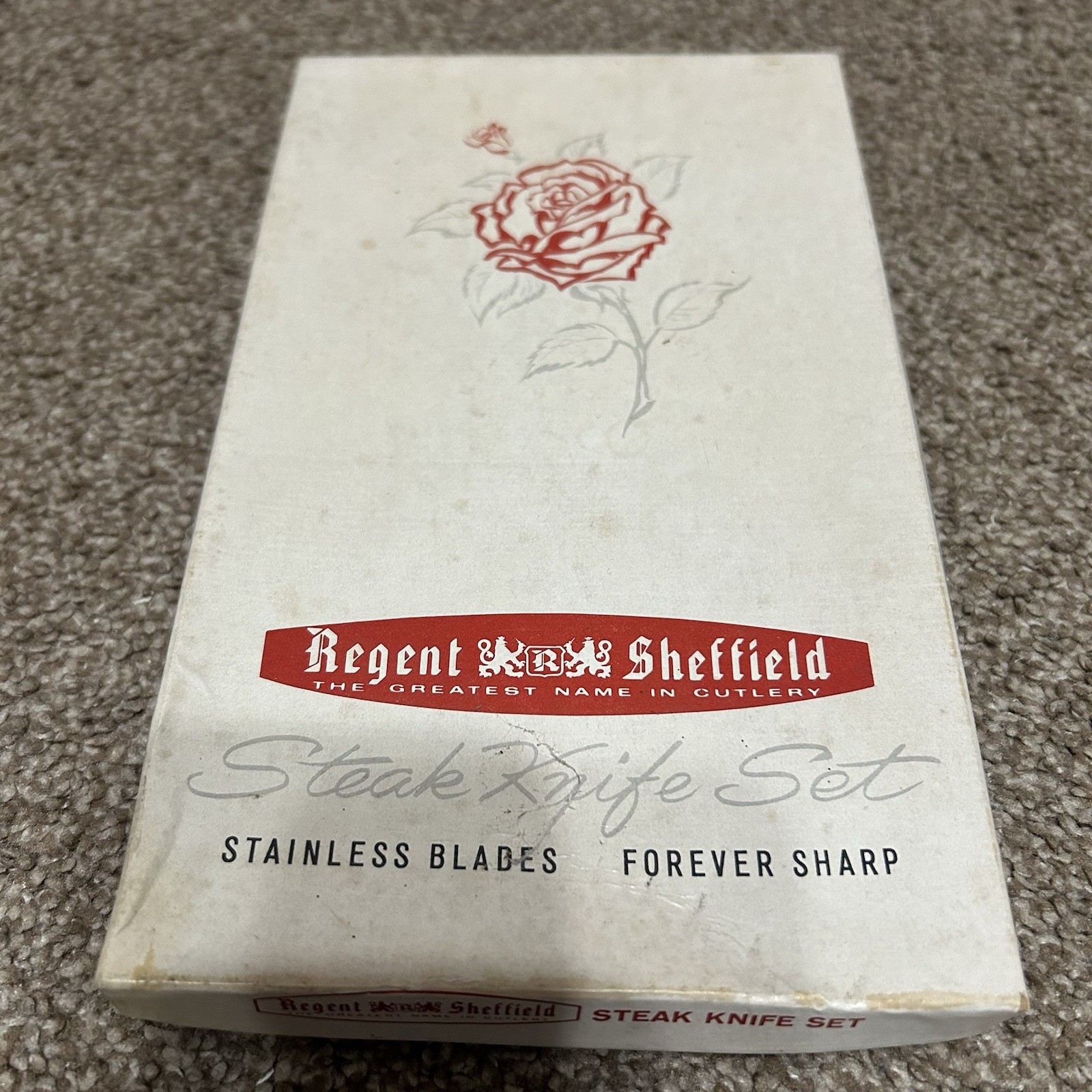NIB NOS Vintage Regent Sheffield Steak Knife Set (6) Bakelite Handle
