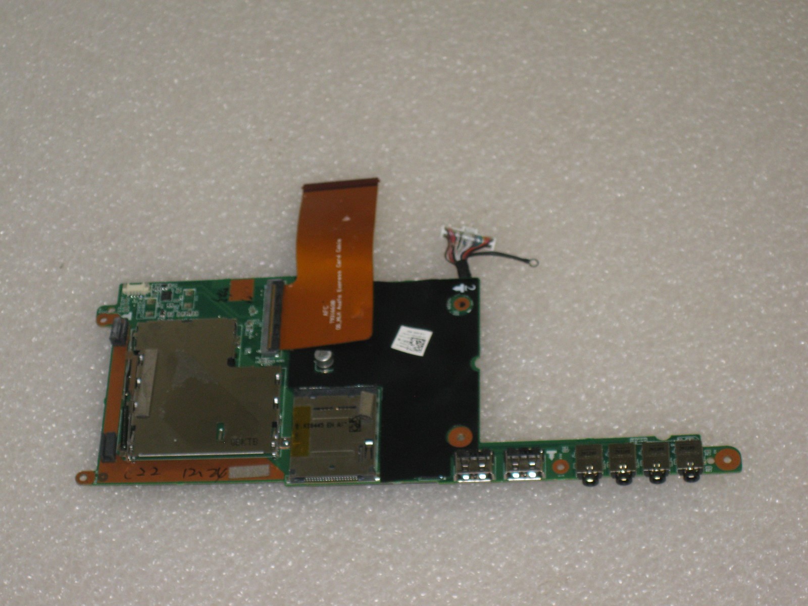 OEM DELL F71XN ALIENWARE M17X R2 USB AUDIO JACK BOARD W/SD CARD READER CN-0F71XN