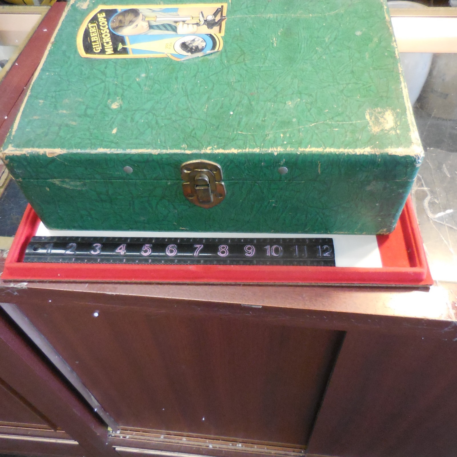 VINTAGE GILBERT MICROSCOPE EMPTY GREEN CASE ONLY