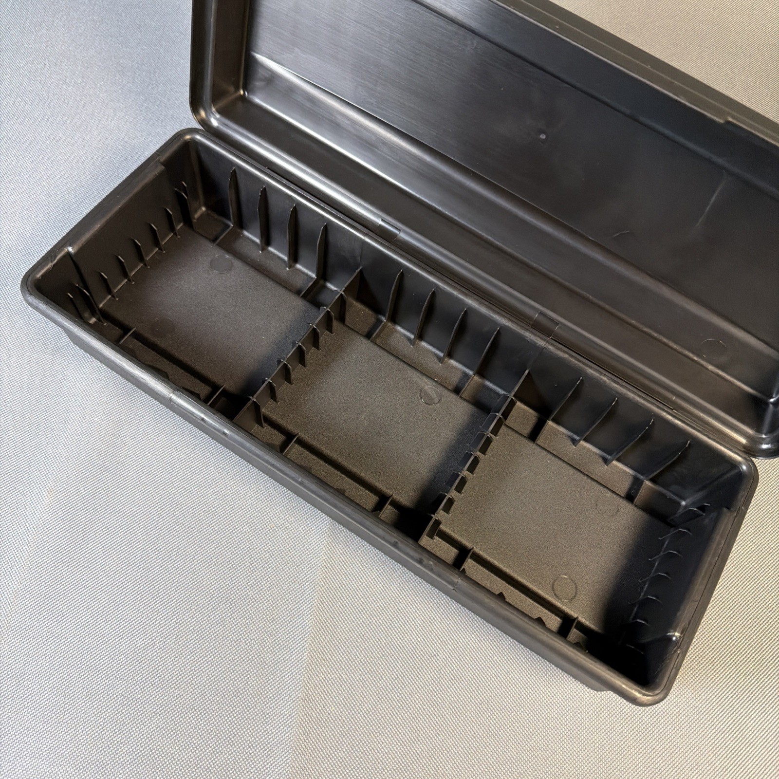 ALPHA Cassette Hard Plastic Storage Case Stackable Holds 15-24 Tapes Black