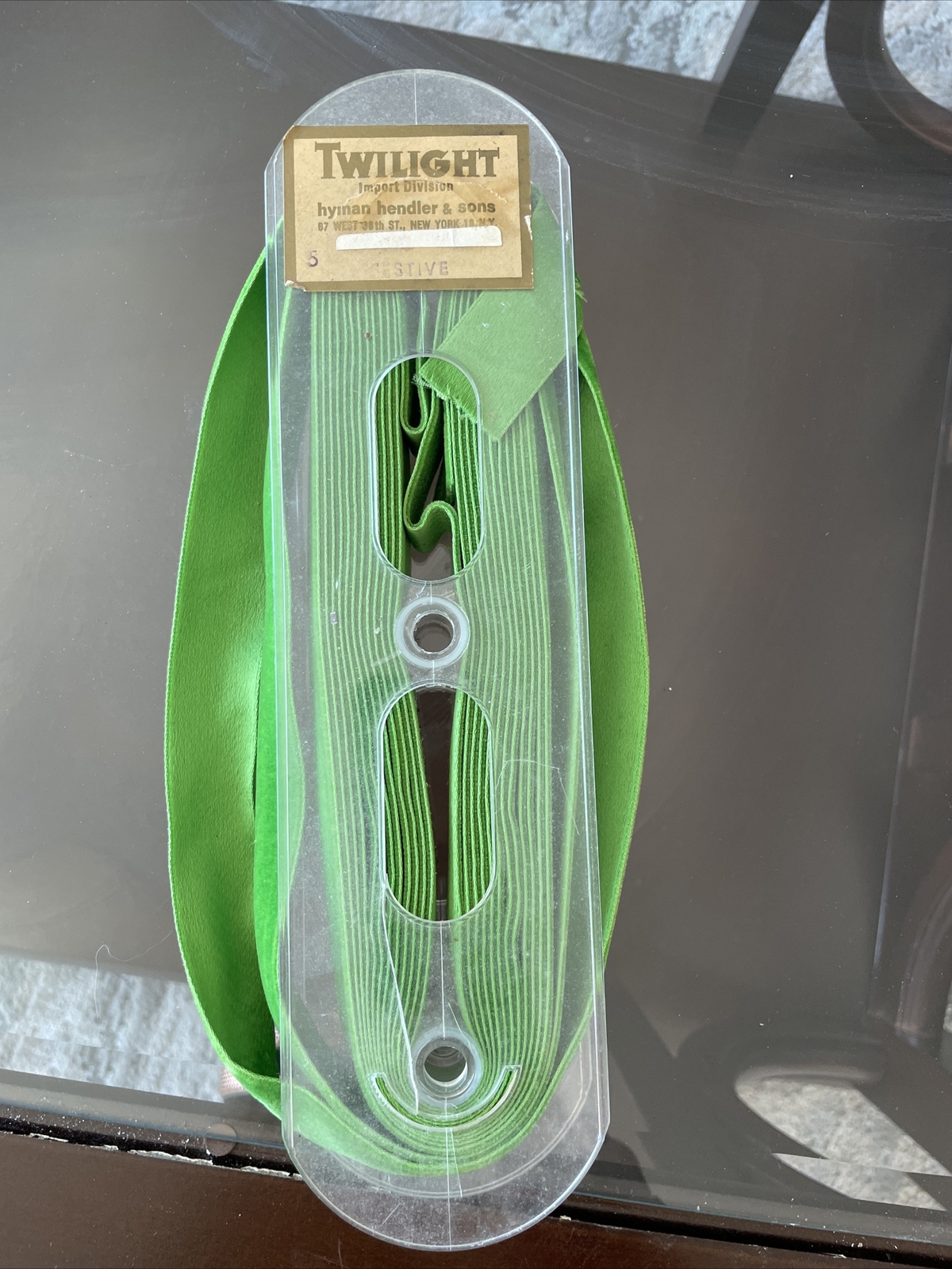 twilight hyinan hendler &son green velour ribbon /trim