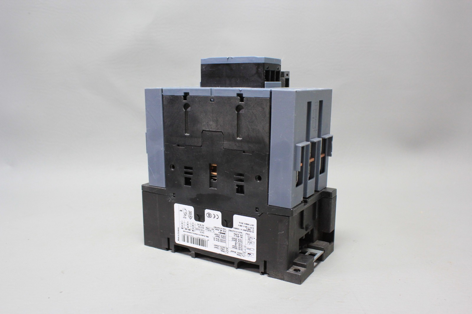 SIEMENS 3RT2046-1AK60 CONTACTOR
