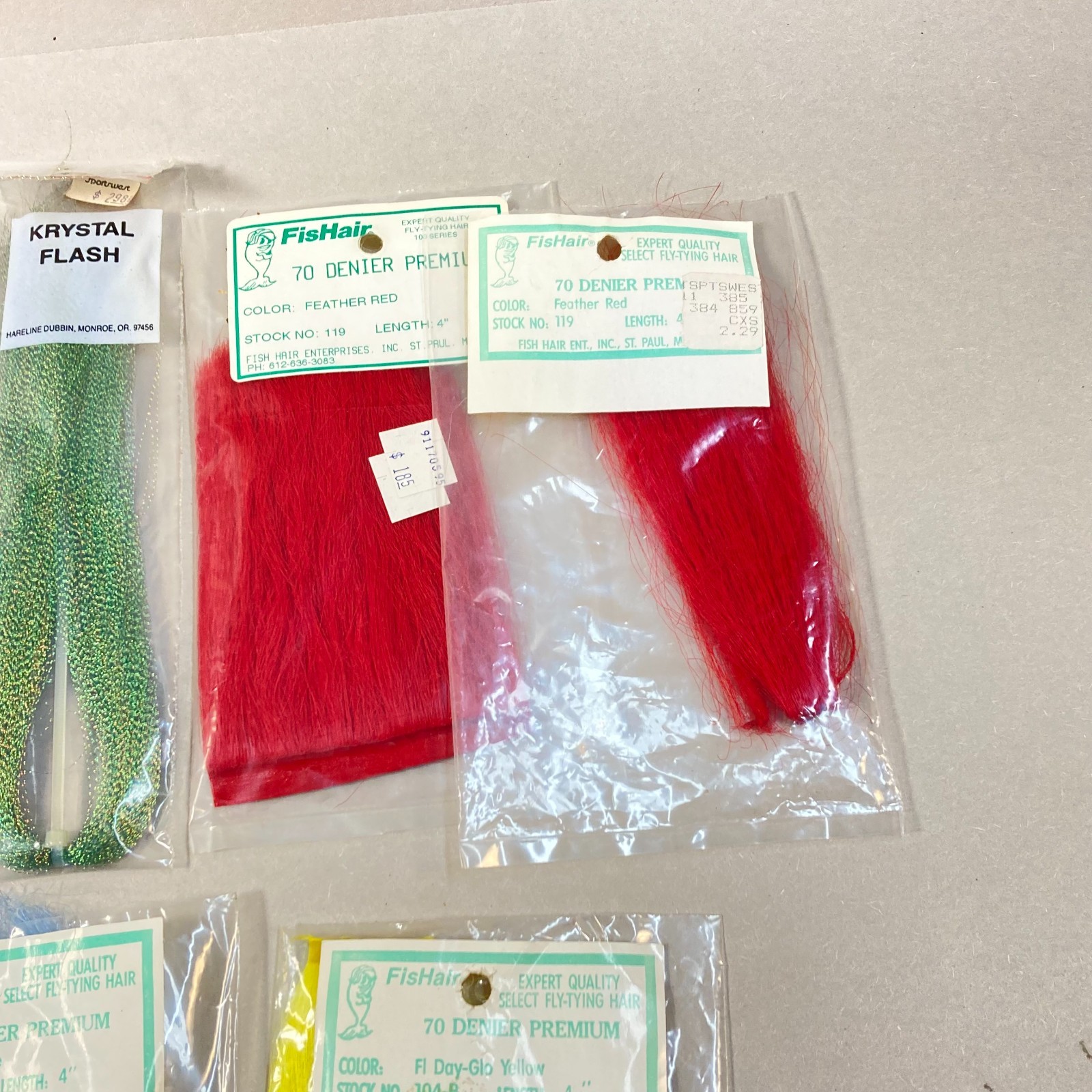 Fly Tying Supplies Materials Hair Feathers Scissors & Thread Holding Bobbin