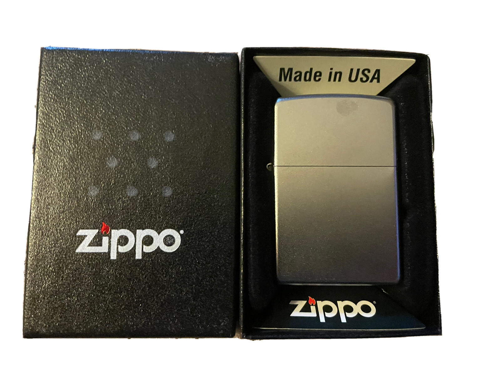 Zippo Classic Satin Chrome Pocket Lighter New In Box