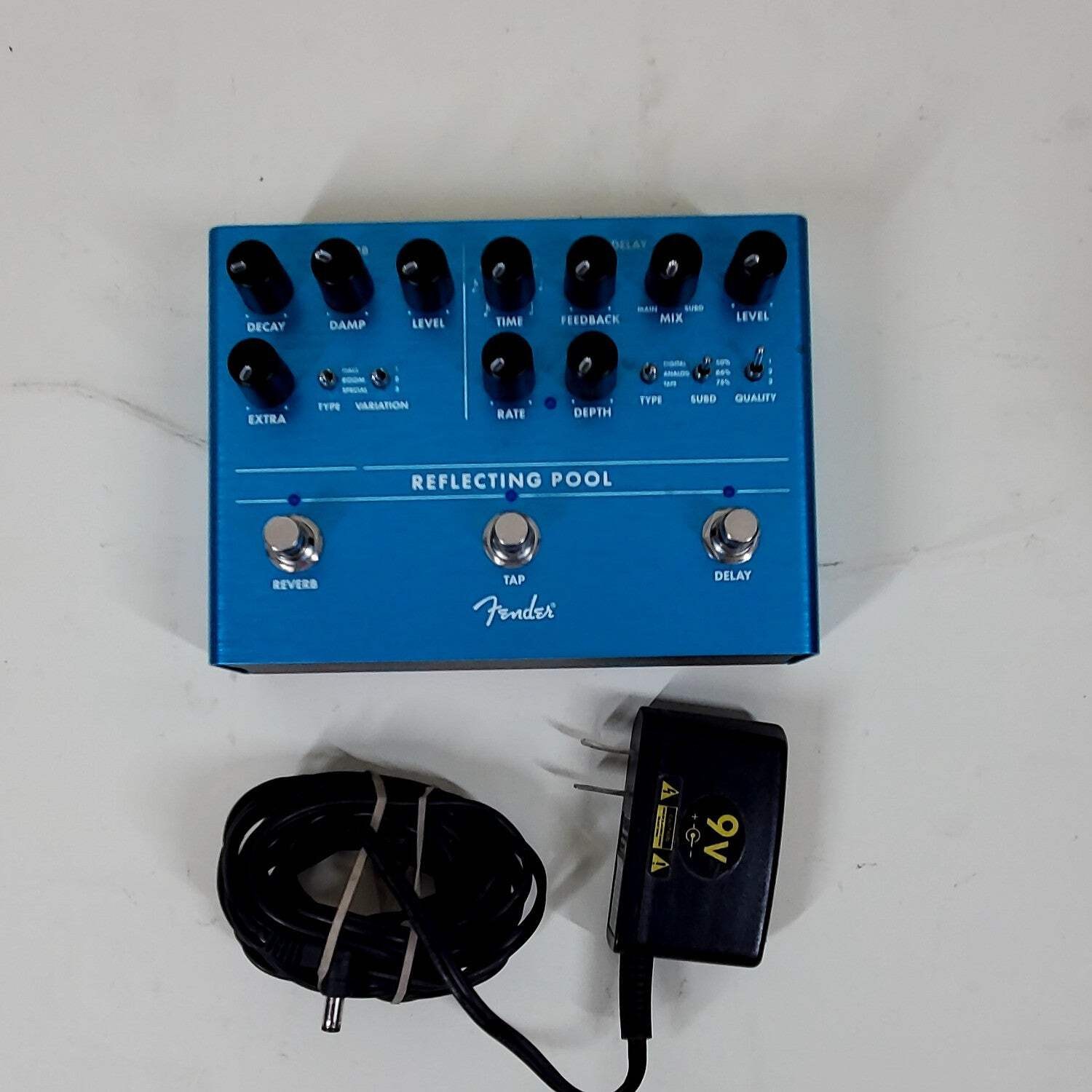 Fender Reflecting Pool Delay Reverb Pedal