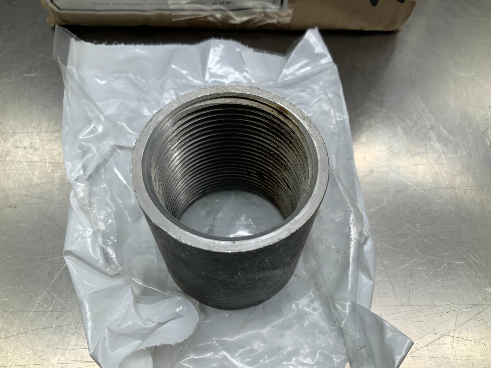 (14) 2KME2 Merchant Coupling Black 1-1/4" Female