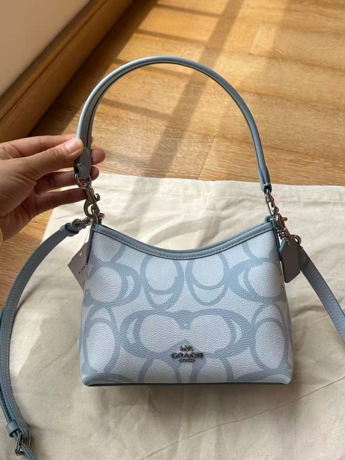 Coach CBI05 Laurel Small Shoulder Bag In Sketch Signature Blue New