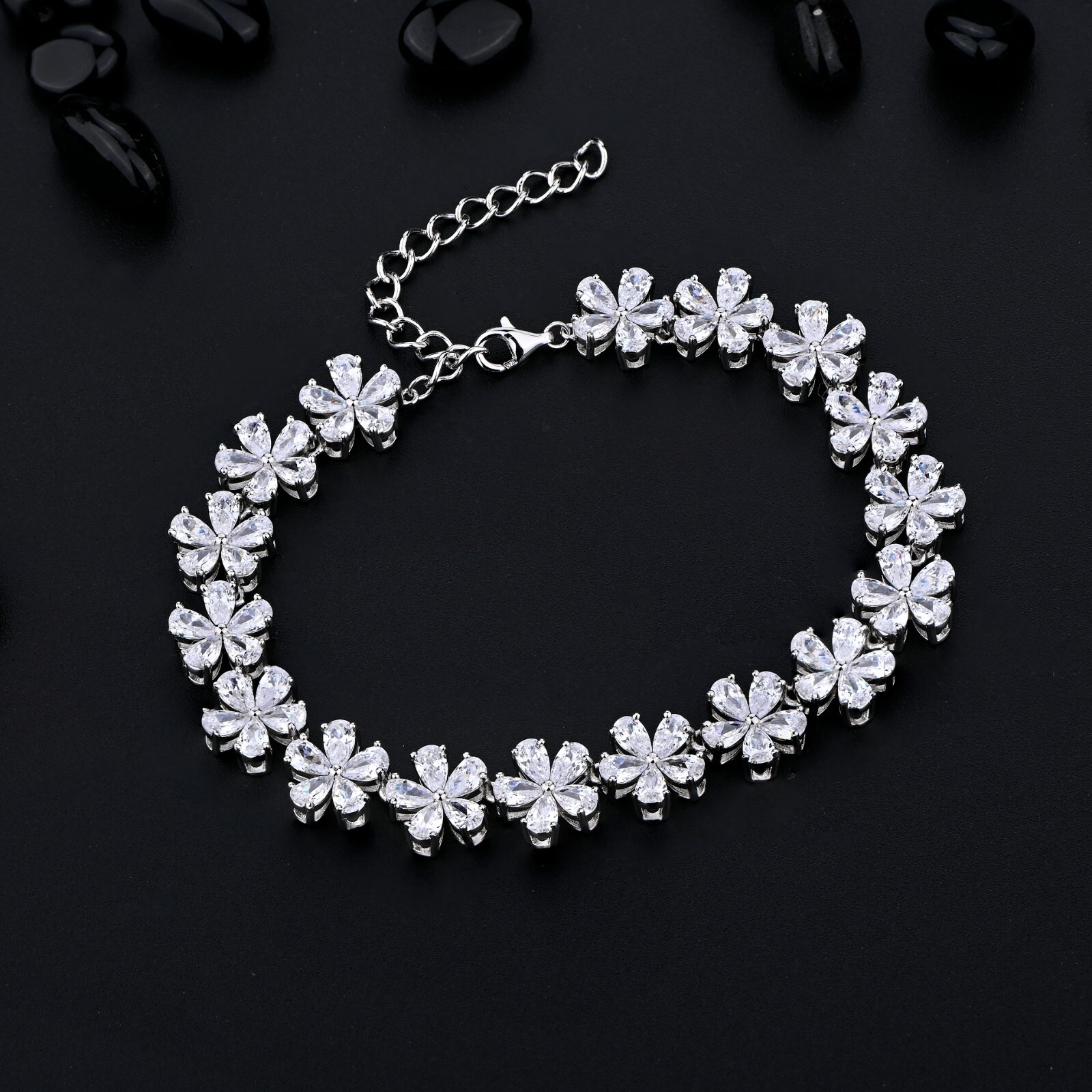21-25CTTW Tennis Flower Bracelet, Lab Created  VVS1, D-Color,  Silver, B020